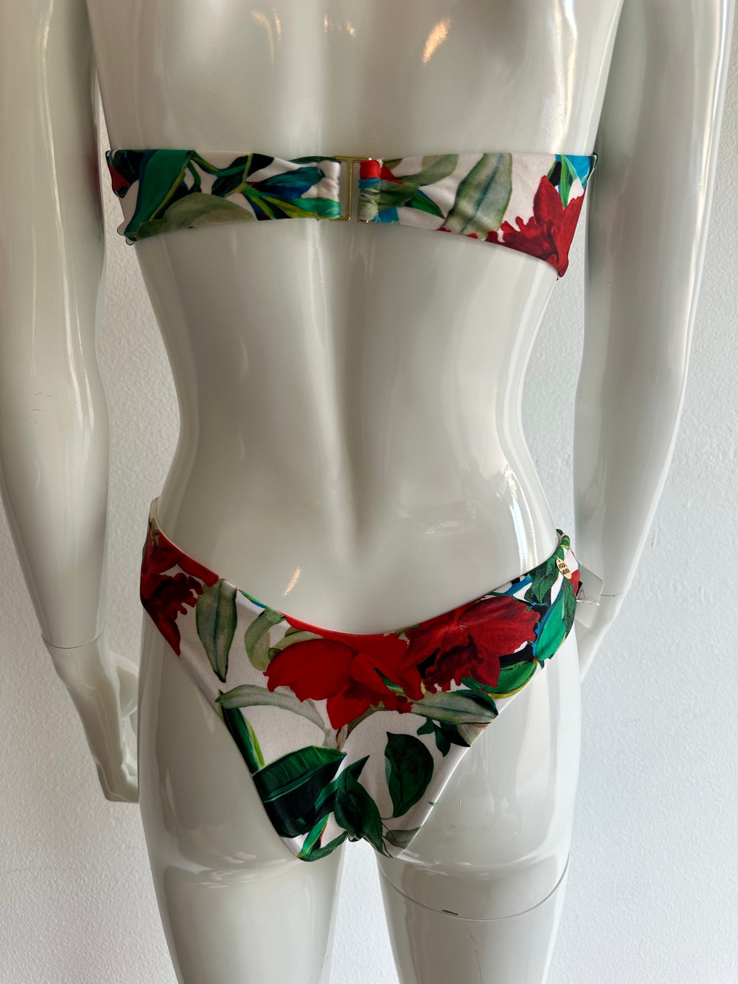 Bikini India Red Top